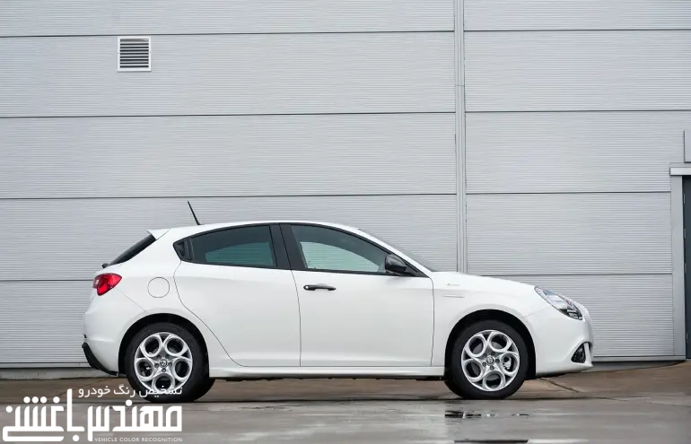 آلفارومئو جولیتا ( Giulietta ) آلفارومئو جولیتا ( Giulietta )