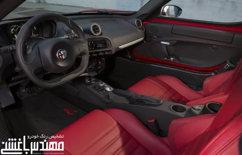 نمای داخلی آلفارومئو 4C