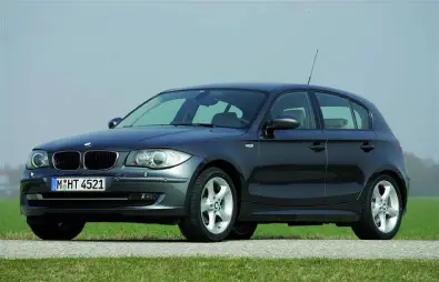 118 آی ( BMW 118i )