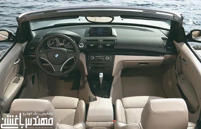 نمای داخلی بی ام و 125i کروک