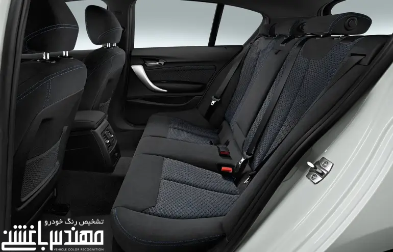 نمای داخلی بی ام و 125i