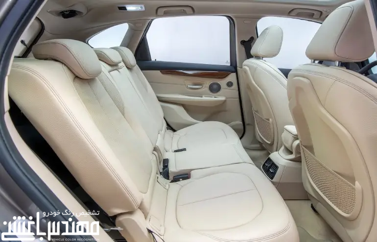 بی ام و 218i اکتیو تورر ( BMW 218i Active Tourer )