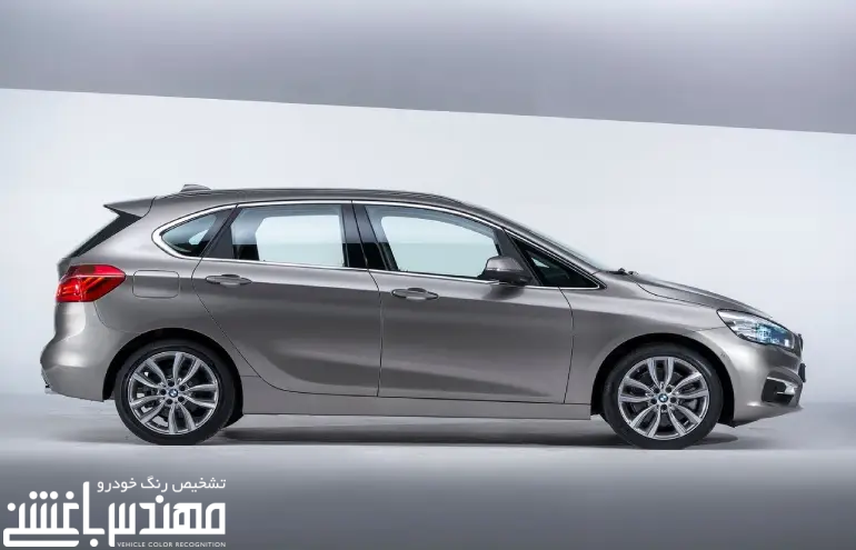 بی ام و 218i اکتیو تورر ( BMW 218i Active Tourer )