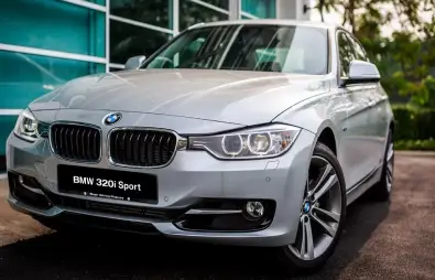320 آی ( 320i )