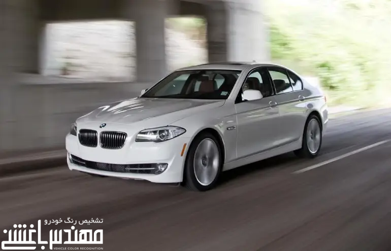 قیمت و مشخصات بی ام و 535i