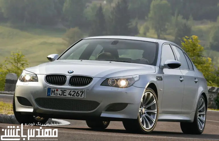 قیمت و مشخصات بی ام و 540 آی ایکس درایو ( BMW 540i xDrive )