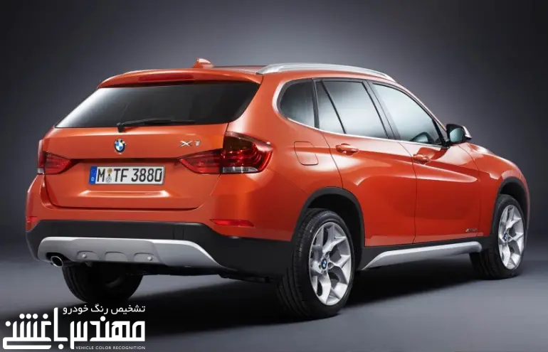 بی ام و X1 28i بی ام و X1 28i