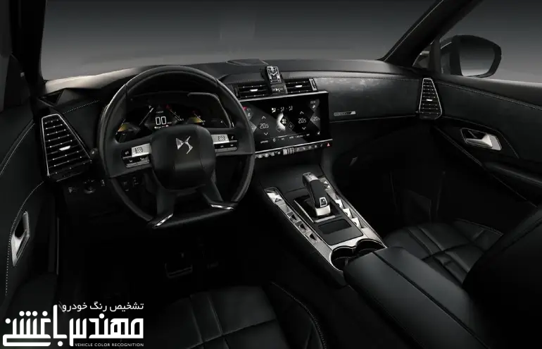 نمای داخلی دی اس 7 کراس بک