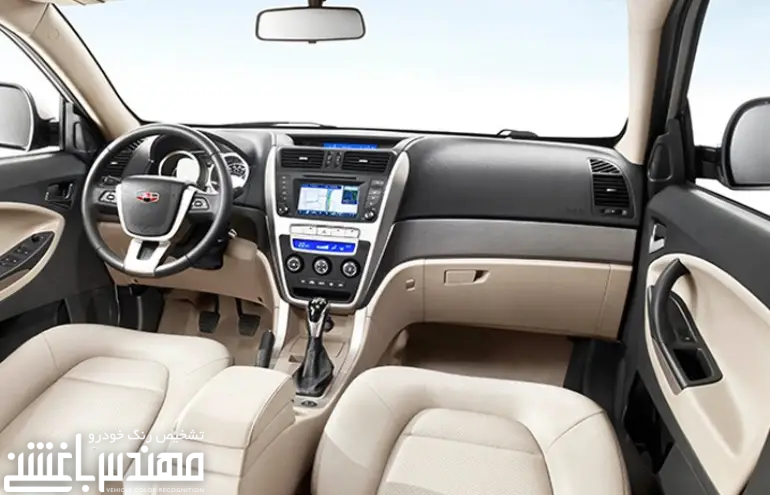 نمای داخلی جیلی امگرند X7