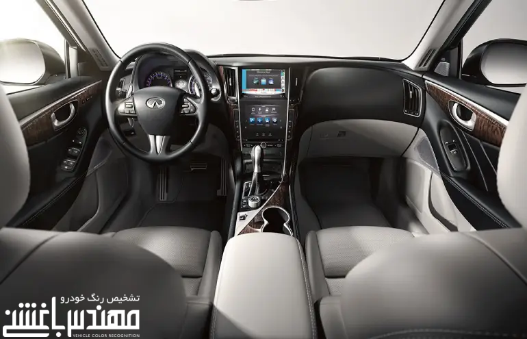 نمای داخلی اینفینیتی Q50
