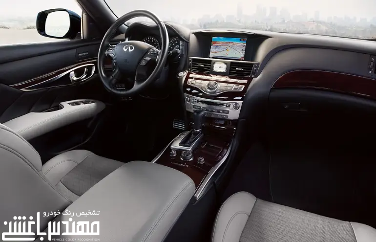 نمای داخلی اینفینیتی Q70