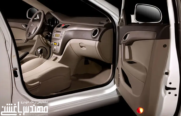 نمای داخلی جک جی 5 دنده ای