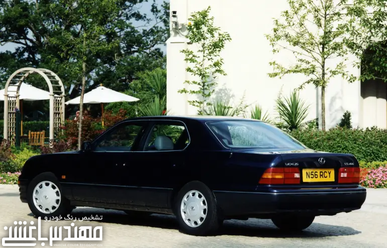 لکسوس LS400