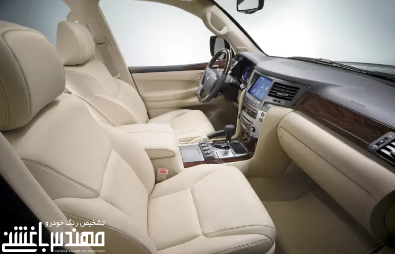 نمای داخلی لکسوس LX570