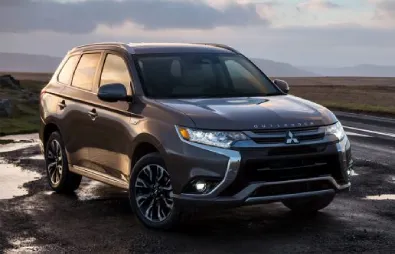 اوتلندر هیبرید ( Outlander PHEV )