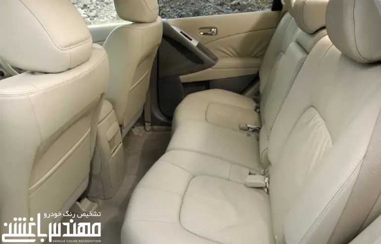 نمای داخلی نیسان مورانو