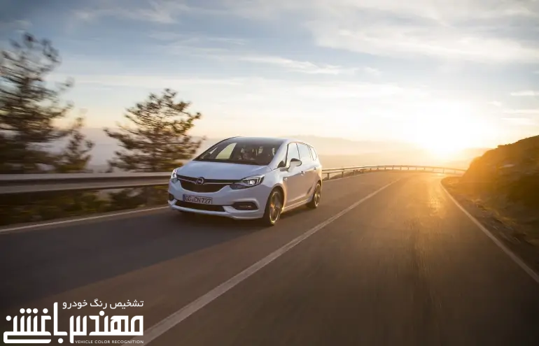 اوپل زفیرا ( Zafira )