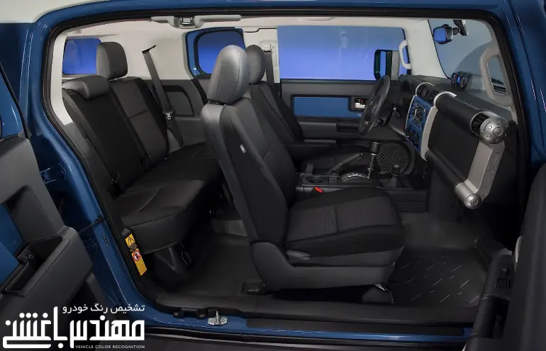 نمای داخلی تویوتا اف جی کروزر