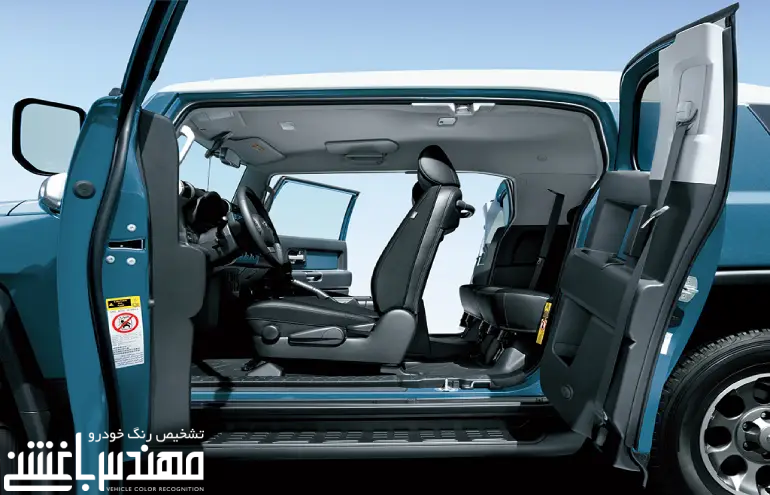 نمای داخلی تویوتا اف جی کروزر