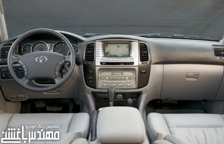 تویوتا لندکروزر