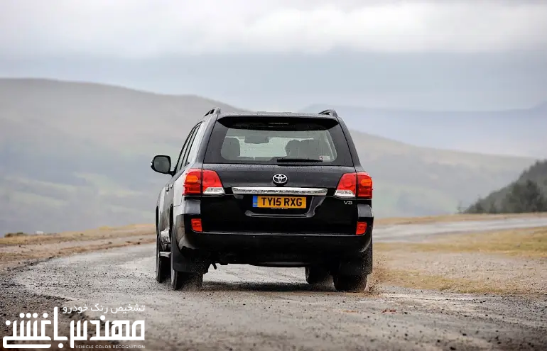 تویوتا لندکروزر