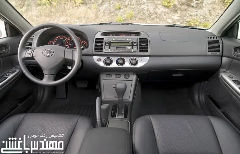 نمای داخلی تویوتا کمری 2005 - 2006