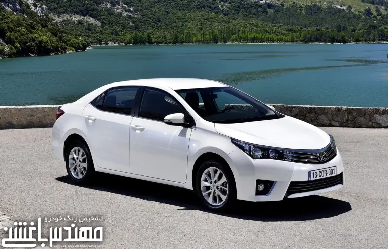 نمای داخلی تویوتا کرولا