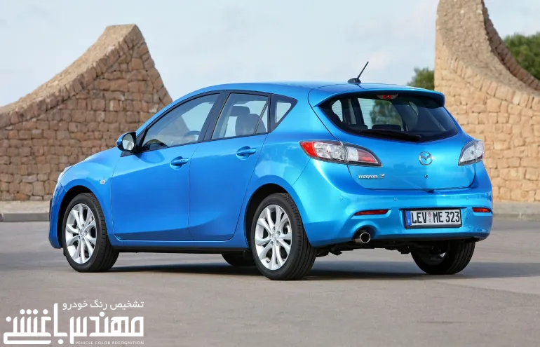 مزدا 3 هاچ بک