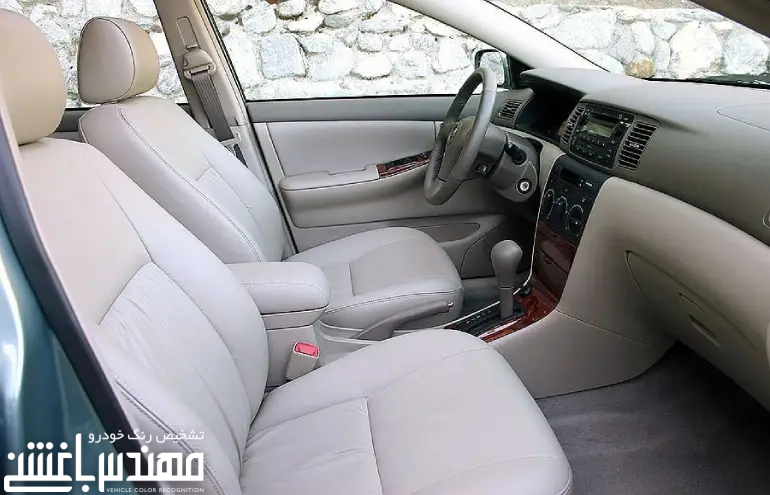 نمای داخلی تویوتا کرولا 2005 - 2007