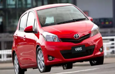 یاریس هاچ بک