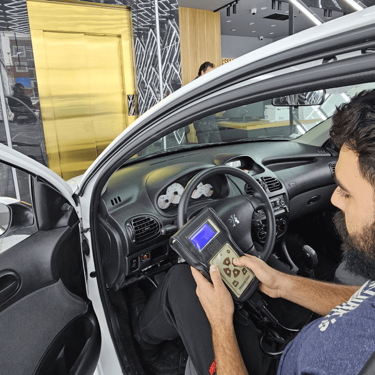 کارشناسی فنی خودرو