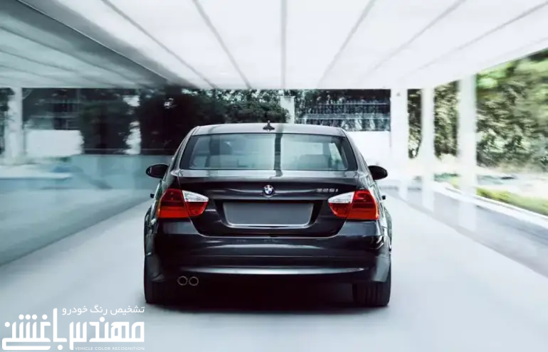 بی ام و 325i