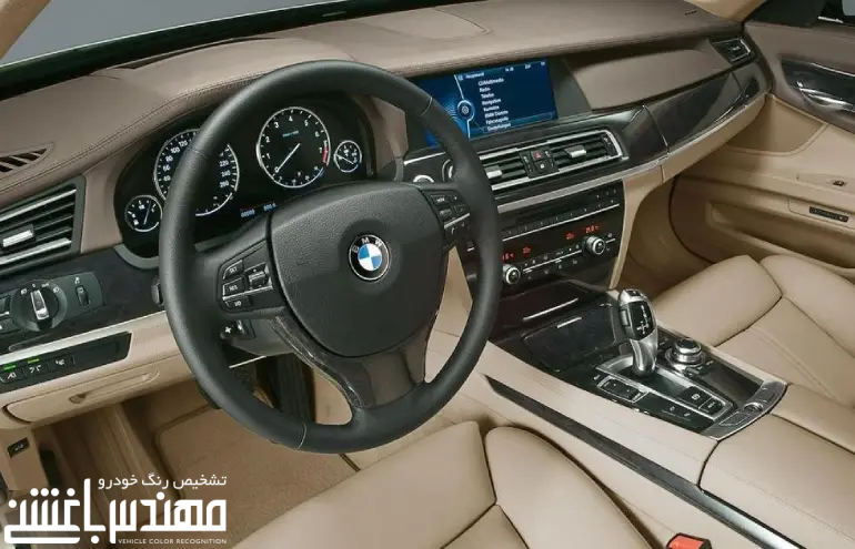 بی ام و 750Li
