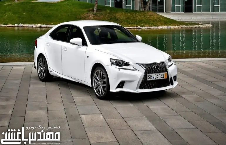 لکسوس IS250 FSport