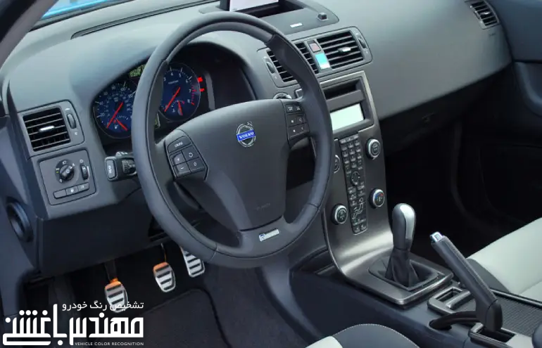 ولوو C30
