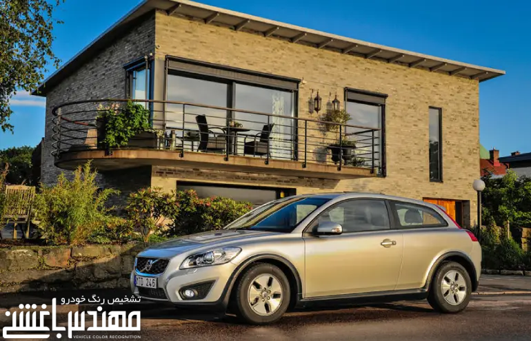 ولوو C30