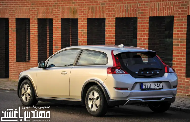 ولوو C30