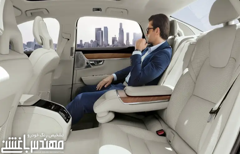 ولوو S90