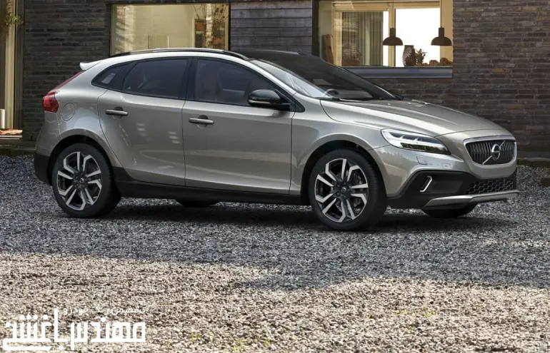 قیمت و مشخصات ولوو وی 40 فیس لیفت ( Volvo V40 )